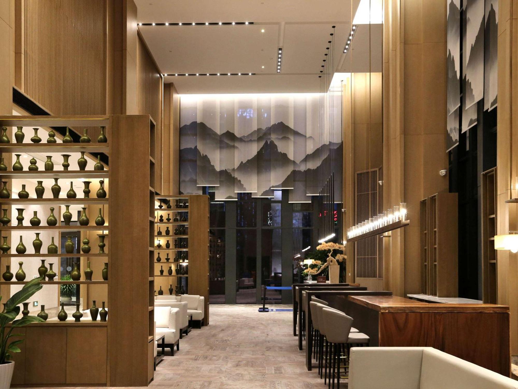 Novotel Deqing Exteriör bild