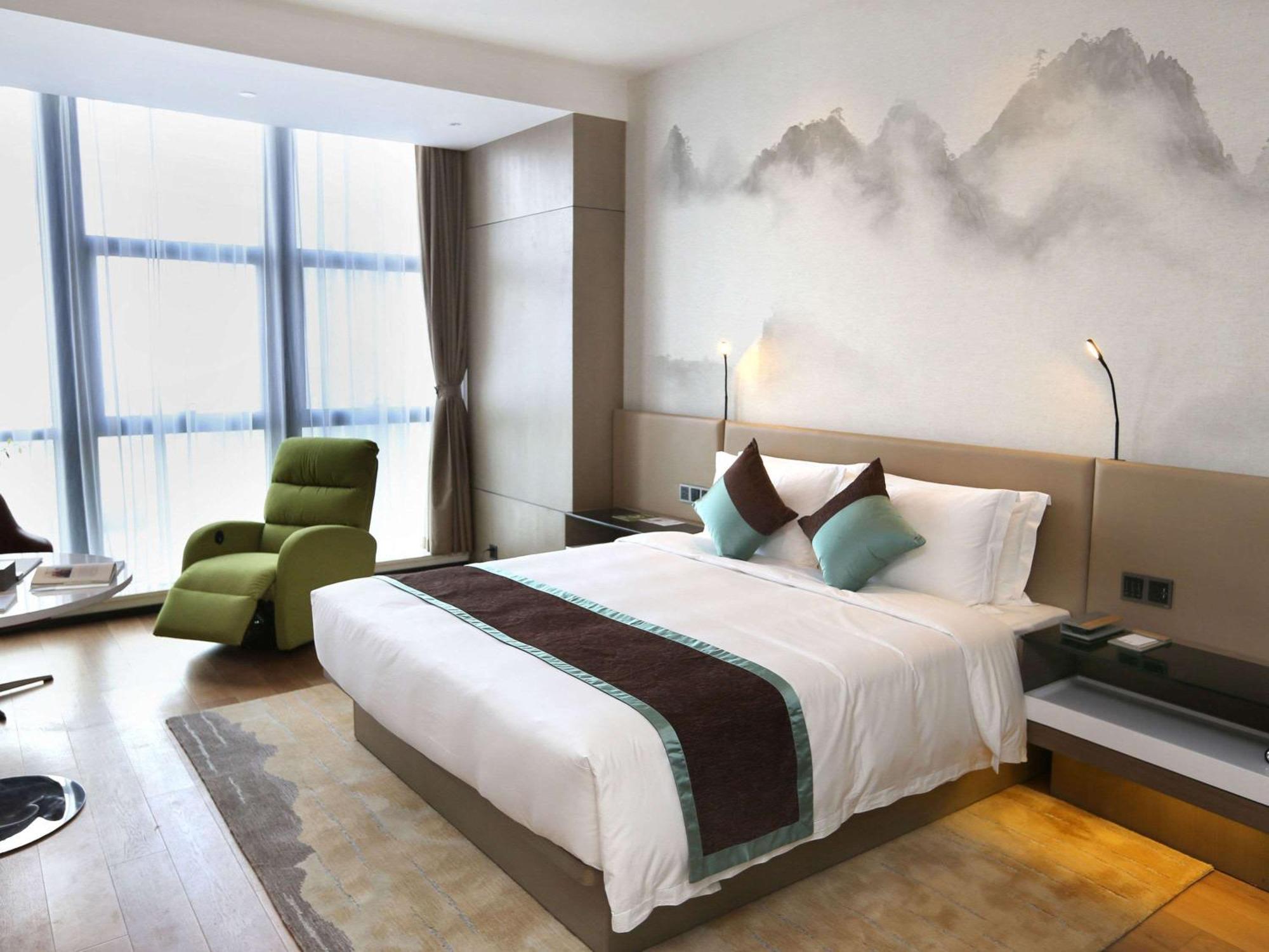 Novotel Deqing Exteriör bild