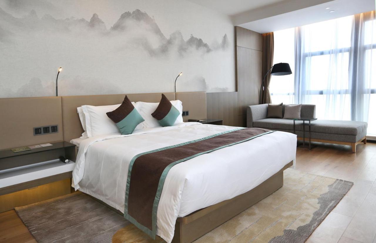 Novotel Deqing Exteriör bild